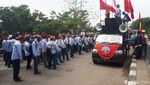 Demo Ratusan Karyawan Kontrak Sopir Tangki BBM Pertamina