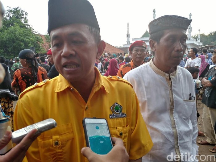 ade golkar