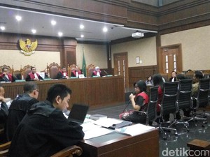 Sidang Penyuap Patrialis, Saksi Akui Rp 2 Miliar untuk MK