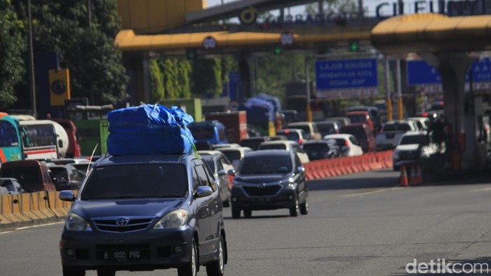 Serangan Microsleep di Mata Para Sopir Angkutan Mudik