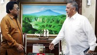Oesman Sapta Odang dan Sofyan Basir juga membahas pencabutan subsidi listrik oleh pemerintah kepada yang tidak berhak.