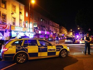Situasi Kacau Usai Mobil Tabrak Jemaah Pulang Tarawih di London