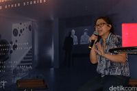 Seniman Tintin Wulia mewakili Indonesia di Venice Art Beinnale 2017.