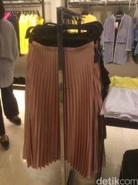 Zara Diskon Hingga 50%, T-shirt Mulai dari Rp 99 Ribu