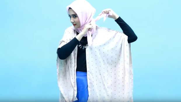 Tutorial hijab Zaskia Sungkar