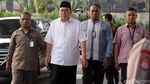 Terjaring OTT, Gubernur Bengkulu Diboyong ke KPK