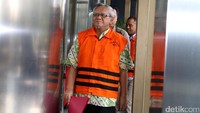 Bambang Heryanto menjalani pemeriksaan di gedung KPK, Selasa (20/6/2017).