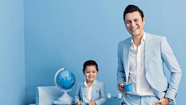 Papa Idaman! Foto Kedekatan Seleb dan Anak Ini Bikin Gemas!