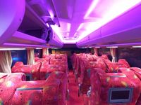 Interior bus yang dilengkapi dengan TV (Agus Setyadi/detikTravel)