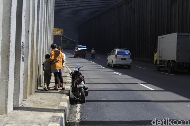 Polisi Larang Swafoto di Jalur Mudik Bandung dan Sumedang