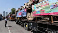 Sebanyak 1.006 sepeda motor itu diangkut menggunakan 20 truk.