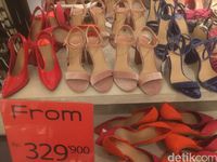 Stradivarius Diskon Hingga 50%, Crop Top Mulai dari Rp 59 Ribu