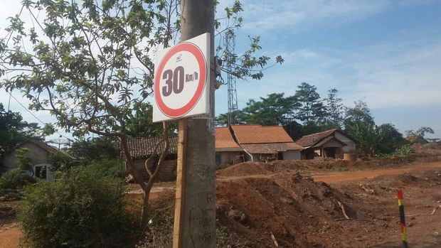 Kondisi jalan tol Batang-Kendal. 