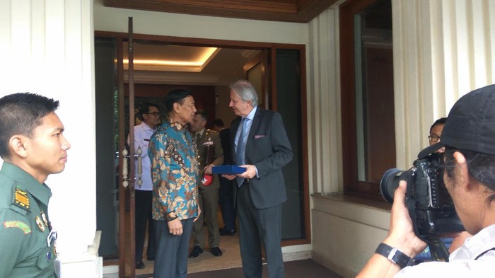 Temui Wiranto, Dubes Spanyol Tawarkan Kerja Sama Keamanan Siber