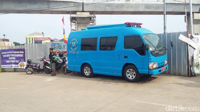 BNN Tes Urine Sopir Bus di Lebak Bulus, 1 Positif Narkoba