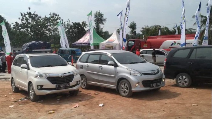Ngeri! Tol Darurat Brebes-Kendal Bergelombang, Berdebu dan Gelap