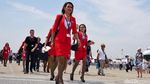 Pramugari Cantik AirAsia di Skytrax 2017 Paris