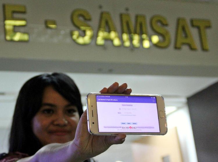 Cek Pajak Kendaraan Kini Bisa Online