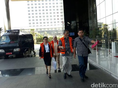 Miryam S Haryani di gedung KPK, Rabu (21/6/2017)