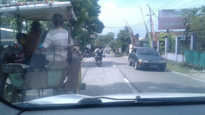 Lalin Gringxit Lancar, Kepadatan Terjadi di Pasar Cepiring Kendal