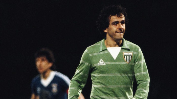 IPSWICH, UNITED KINGDOM - MARCH 18:  Michel Platini of St Etienne looks on during the UEFA Cup quarter-final 2nd leg match between Ipswich Town and St Etienne at Portman Road on March 18, 1981 in Ipswich, England. (Photo by Duncan Raban/Allsport/Getty Images)