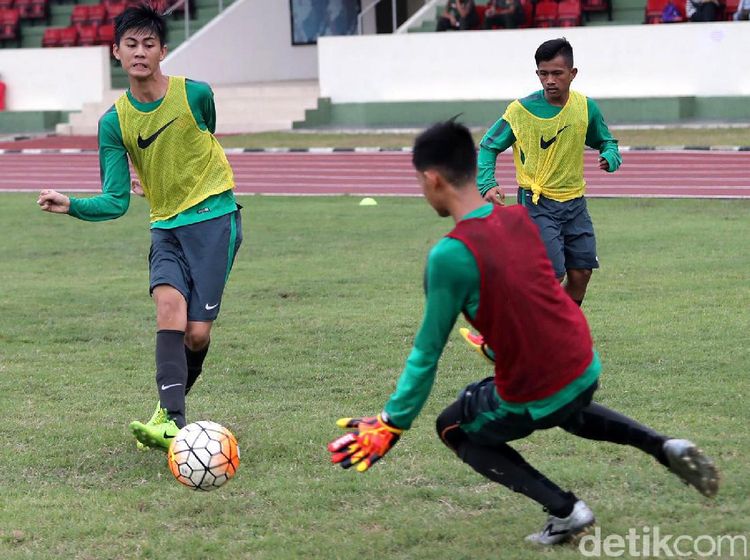 Melihat Latihan Timnas U-16