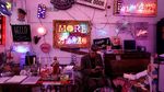 Instagrammable! Kumpulan Lampu Neon Bar dan Resto di London