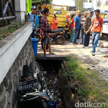 Bus Pemudik Tabrak 2 Mobil dan 3 Motor di Boyolali, 1 Orang Tewas