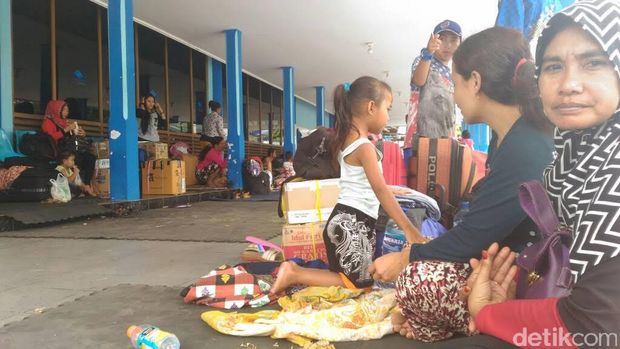 Kapal Pengangkut Mudik Gratis Gagal Berangkat