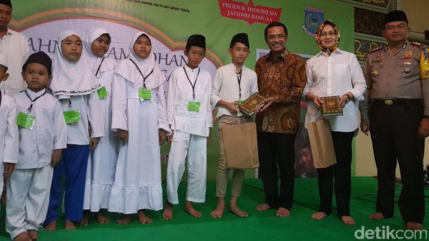 APP beri santunan ke anak-anak yatim piatu di Tangsel