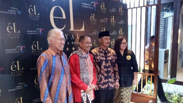  Menpar Arief Yahya berfoto bersama (Ardian/detikTravel)