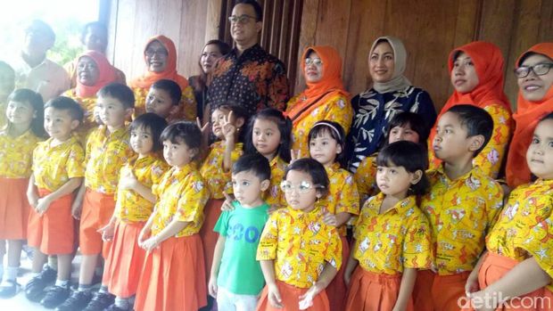 Anies terima kunjungan guru PAUD / 