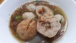 Slruup! Di Sini Ada Bakso Rawit dan Bakso Daging Cincang Sedap
