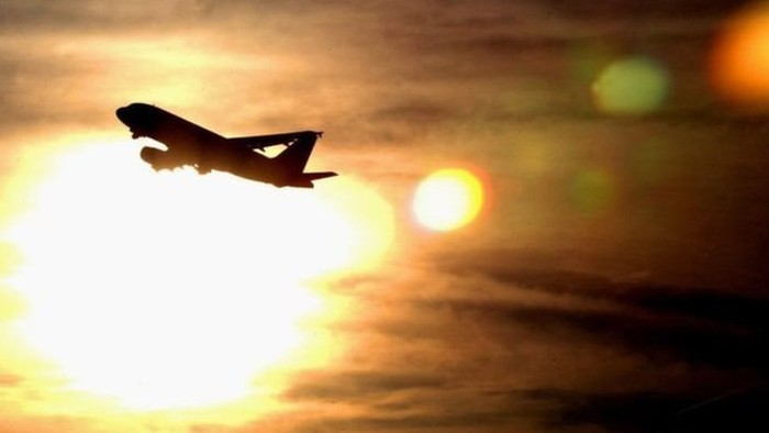 Cuaca Sangat Panas, Puluhan Penerbangan di AS Dibatalkan