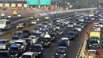 Ribuan Kendaraan Pemudik Mulai Padati Tol Cikampek