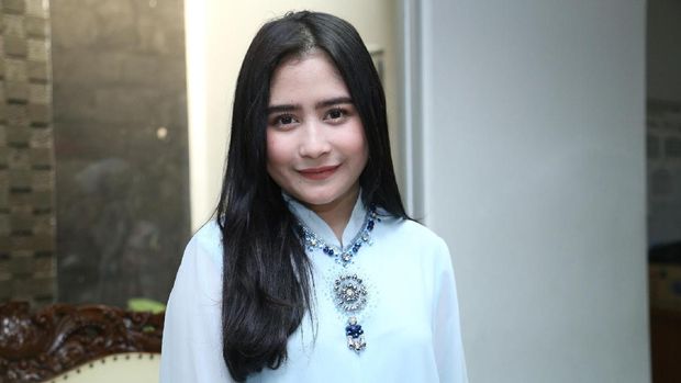 Prilly Latuconsina