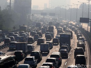 Ini Titik Kemacetan di Tol Jakarta-Cikampek Saat Libur Imlek