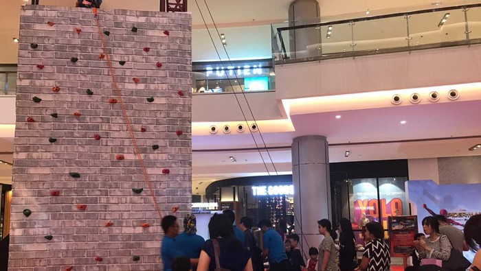 Pameran Marvel di PIK Avenue