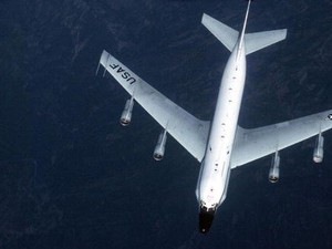 Jet Rusia Terbang Hanya Sejarak 1,5 Meter dari Jet AS