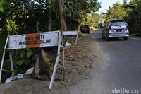 Jalur Alternatif Subang-Sumedang Sempit dan Rawan Longsor