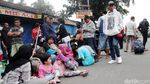 Terminal Bayangan Dipadati Pemudik