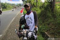 Mudik 2017, Pria ini Kayuh Ontel dari Jakarta ke Tasikmalaya