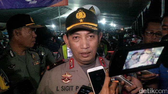 Polisi akan Terapkan Sistem Buka Tutup Jika Pelabuhan Merak Macet