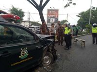 Ringsek, Ini Penampakan Mobil Kejari Depok yang Dibajak Napi