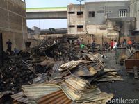 Ini Kondisi Bedeng dan Lapak yang Terbakar di Pasar Kebayoran Lama