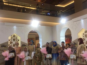 5 Fashion Desainer Berbakat Pemenang Kompetisi Coffeetone X You