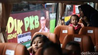 Peserta mudik gratis ini dengan tujuan ke wilayah Jawa Tengah, DI Yogyakarta, dan Jawa Timur. 