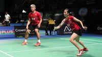 Indonesia juga meloloskan Praveen Jordan/Debby Susanto. Mereka akan menghadapi pasangan Denmark, Mathias Christiansen/Christinna Pedersen.  (Tim Humas dan Media PP PBSI)