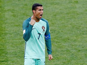 Ini Dia Bayi Kembar Ronaldo yang Baru Lahir