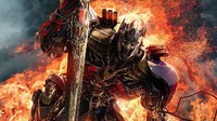 Optimus Prime, jagoan pada seri-seri sebelumnya yang suaranya di isi oleh Peter Cullen itu kini menjadi tokoh antagonis. (Dok. Paramount Pictures)